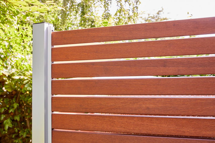 Anwedungsbeispiel Rhombus Zaun von aMbooo coffee vorgeölt.