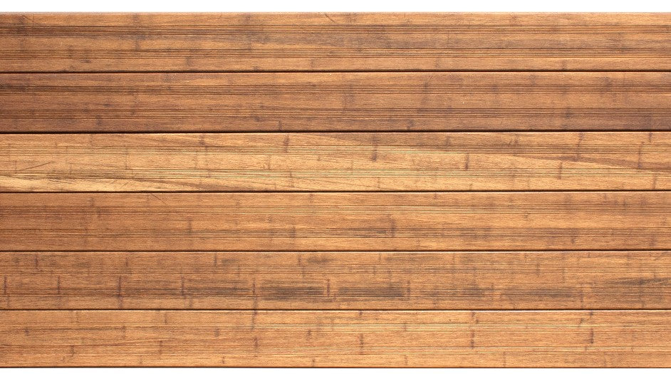 Natur helle Sand farbende Bambus-Terrassendielen mit geriffelter Oberfläche und natürlicher Holzmaserung in horizontaler Anordnung.