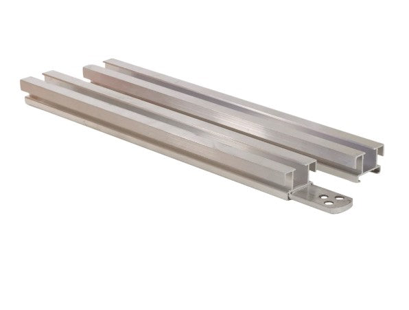 Aluminium-Unterkonstruktion XS in 35 × 23 mm für Terrassendielen.