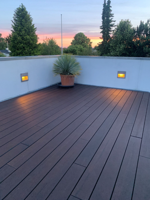 Bambusdielen in der Farbe espresso, Dauerhaftes ambooo Terrassenholz.