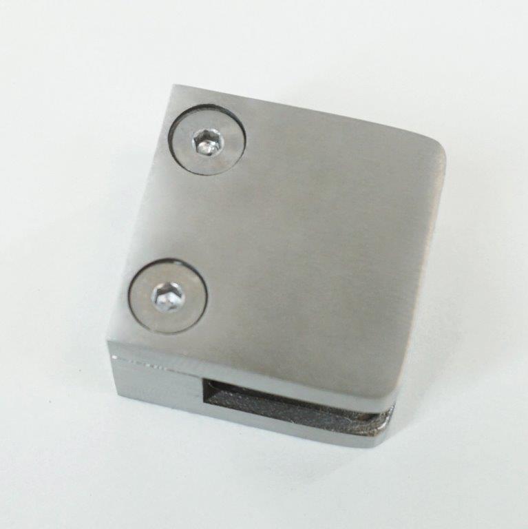 Montagehalter für die Bambus Zaun Acapulco HPL Elemente.