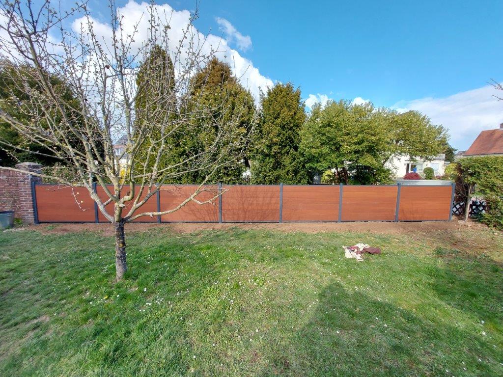 Pflegeleicht und langlebig das Zaunsystem Acapulco.