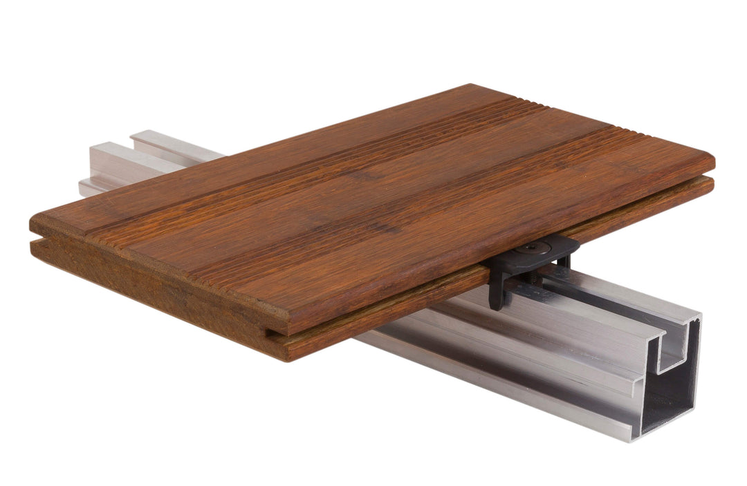 Montagebeispiel mit der aMbooo Bambus-Terrassendiele Select